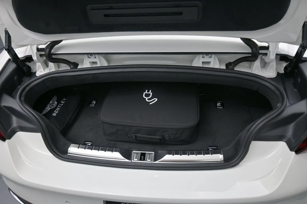2026 Bentley Continental GTC Azure trunk