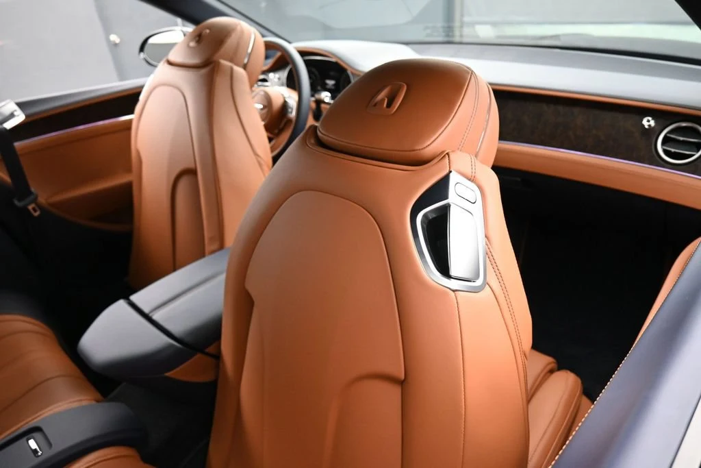 2026 Bentley Continental GTC interior, seats