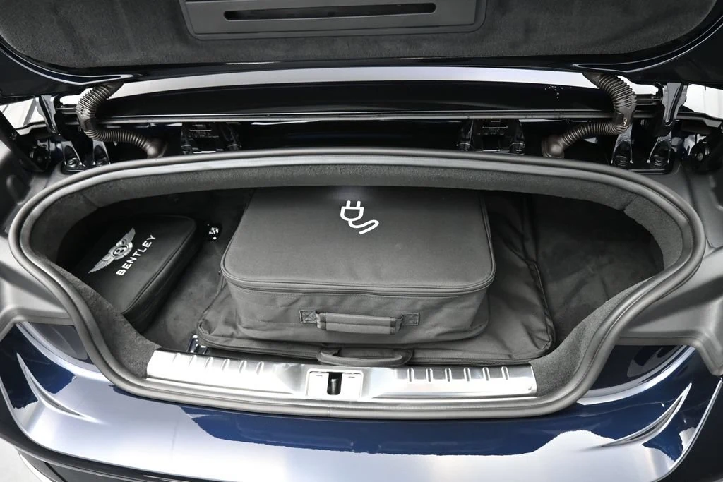 2026 Bentley Continental GTC trunk
