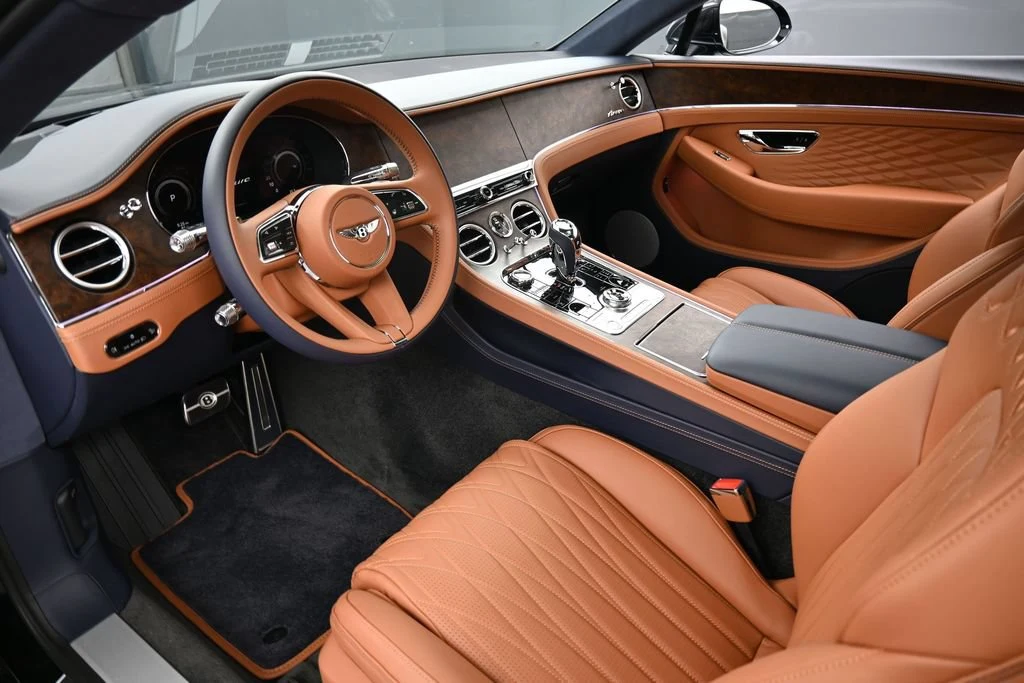 2026 Bentley Continental GT Azure interior, Saddle