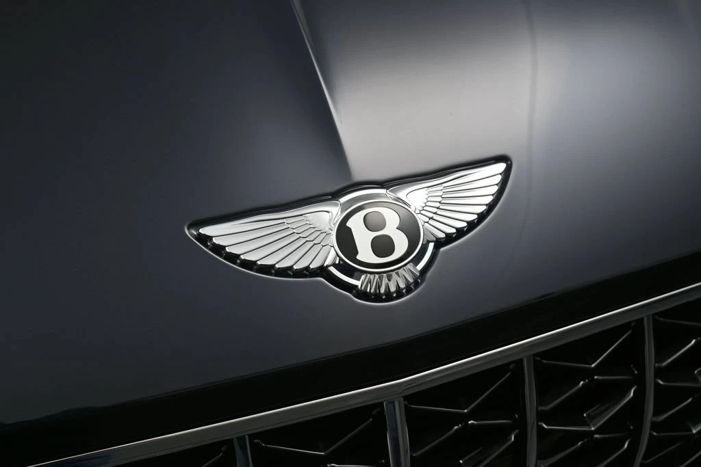 2026 Bentley Continental GT Azure, detail