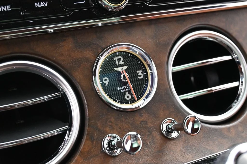 2026 Bentley Continental GT Azure interior, Saddle
