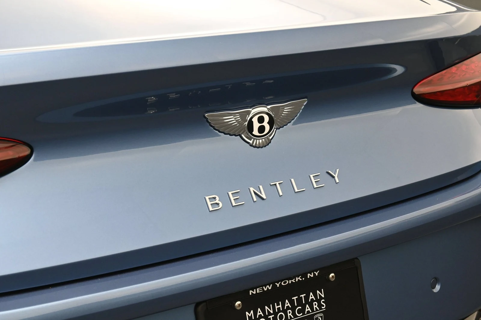 2026 Bentley Continental GTC, detail