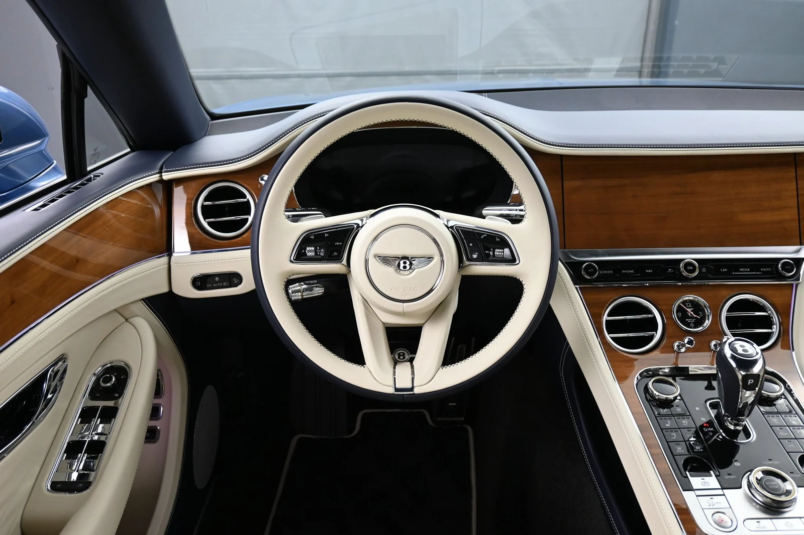 2026 Bentley Continental GTC interior, dashboard