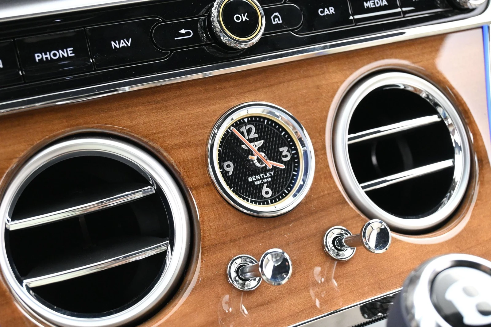 2026 Bentley Continental GTC interior