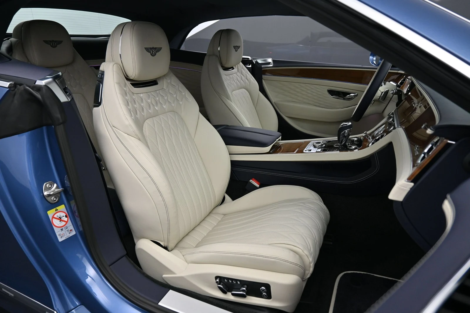 2026 Bentley Continental GTC interior, seats