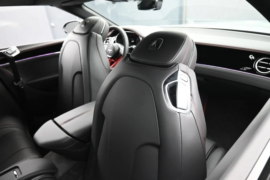 2026 Bentley Continental GTC interior, seats