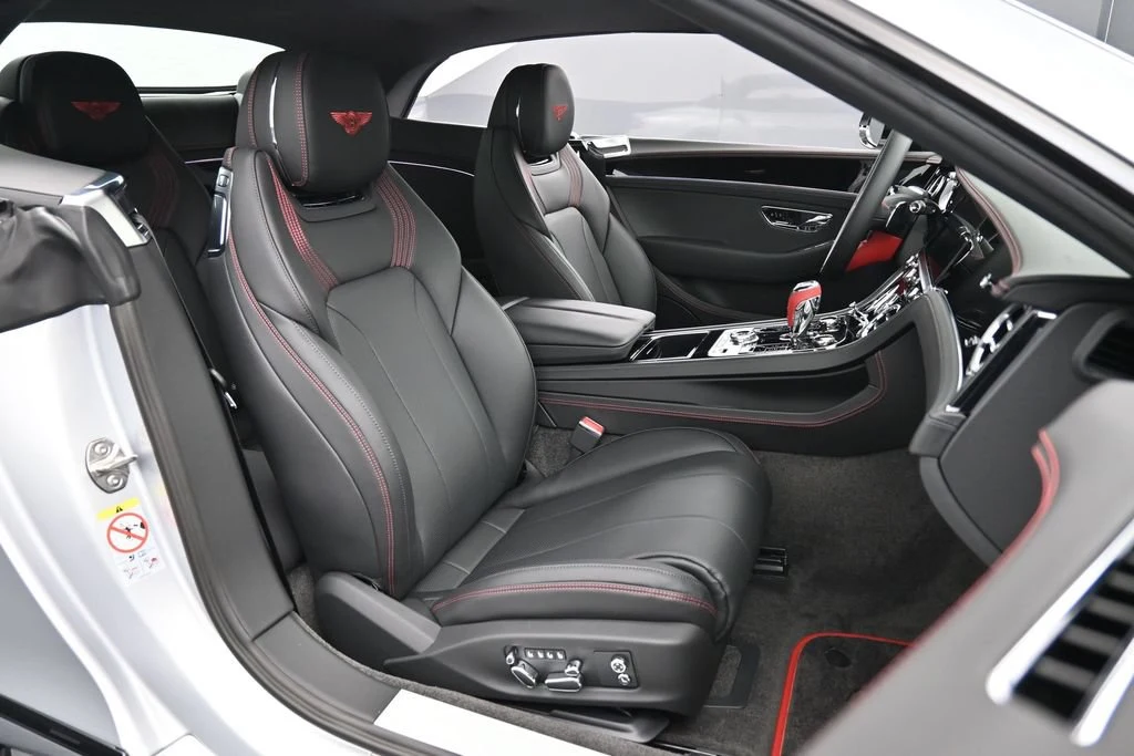 2026 Bentley Continental GTC interior, seats