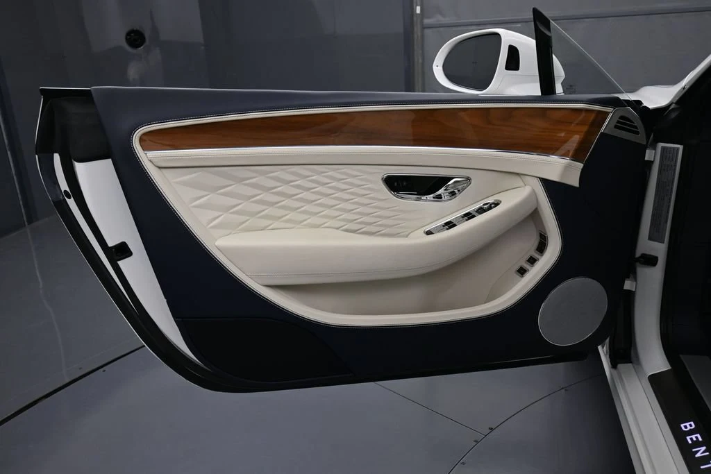 2026 Bentley Continental GTC Azure interior, door panel, Linen