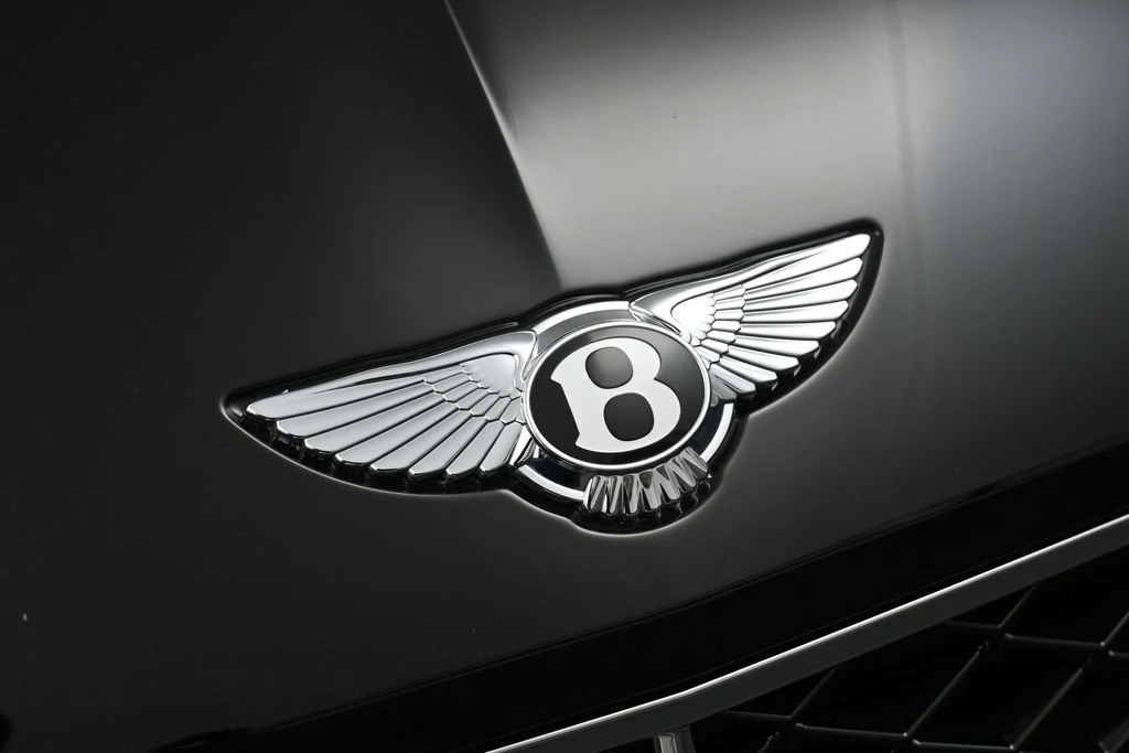 2026 Bentley Continental GTC, detail