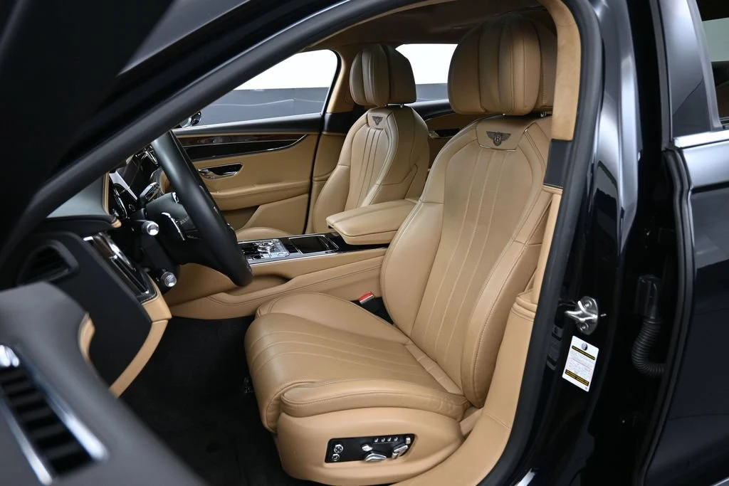 2020 Bentley Flying Spur W12 interior, seats