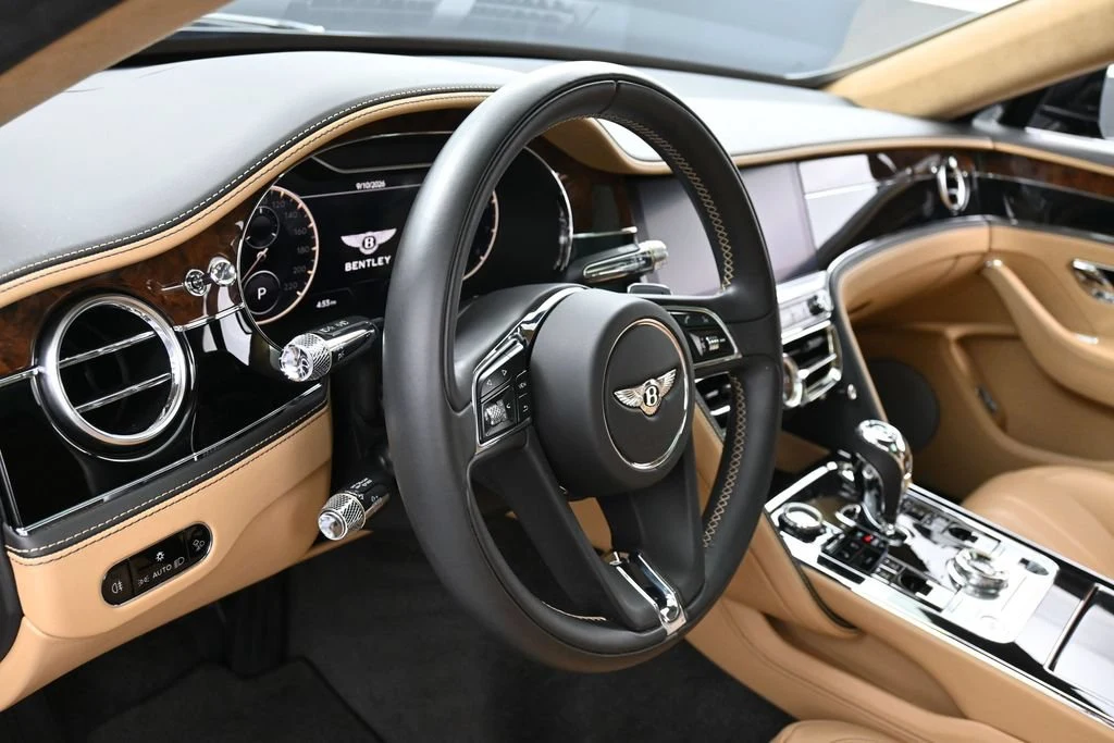 2020 Bentley Flying Spur W12 interior, dashboard