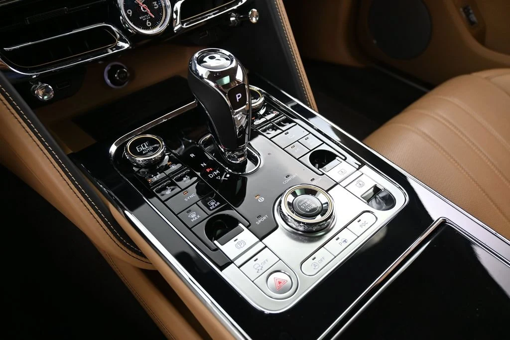 2020 Bentley Flying Spur W12 interior, center console