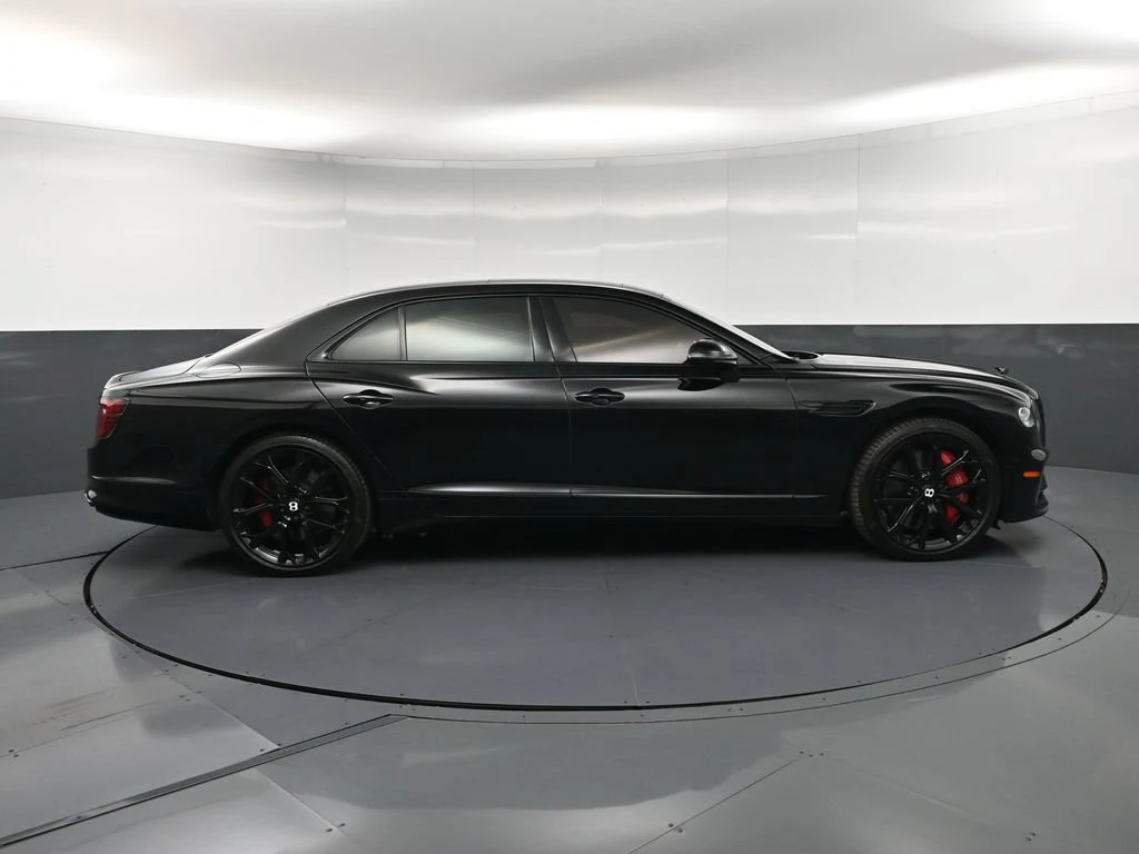 2024 Bentley Flying Spur Speed, side profile, Black