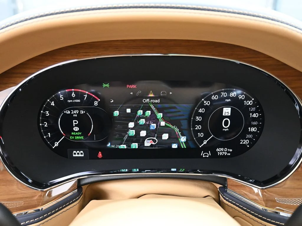 2025 Bentley Flying Spur Speed interior, Camel