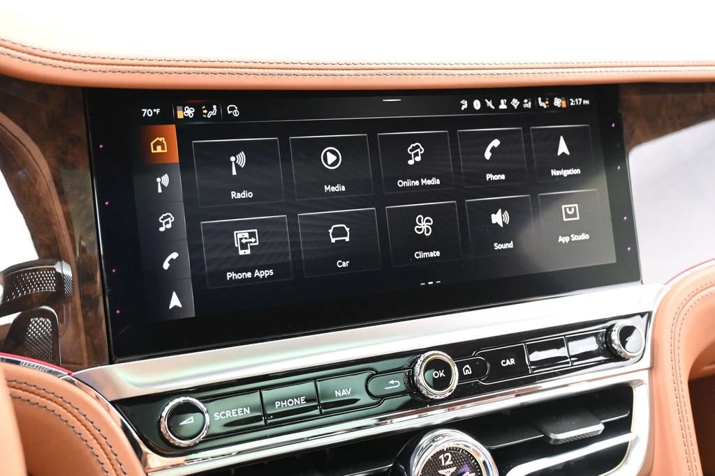 2026 Bentley Flying Spur interior, Saddle