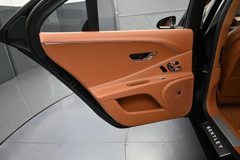 2026 Bentley Flying Spur interior, door panel, Saddle