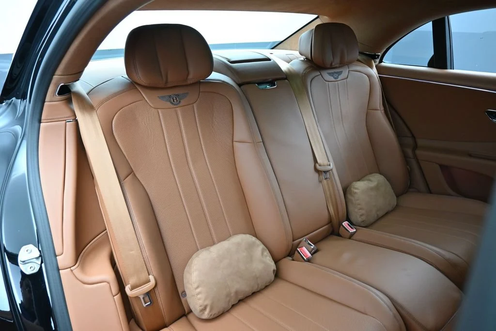 2026 Bentley Flying Spur interior, seats, Saddle