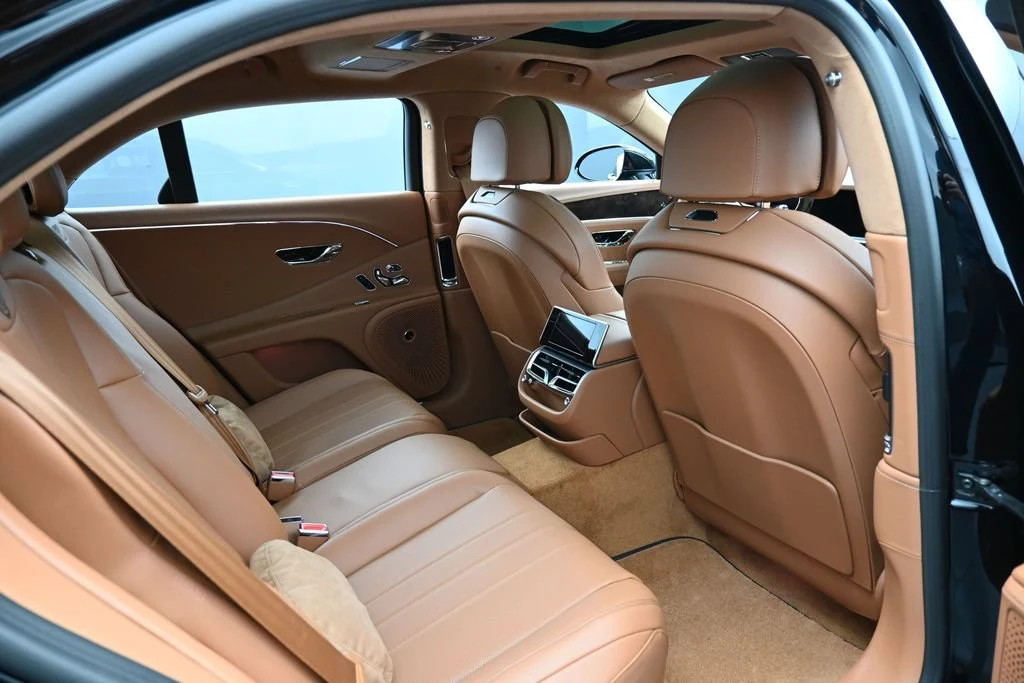 2026 Bentley Flying Spur interior, seats, Saddle