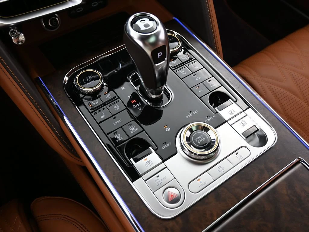 2026 Bentley Flying Spur Azure interior, center console