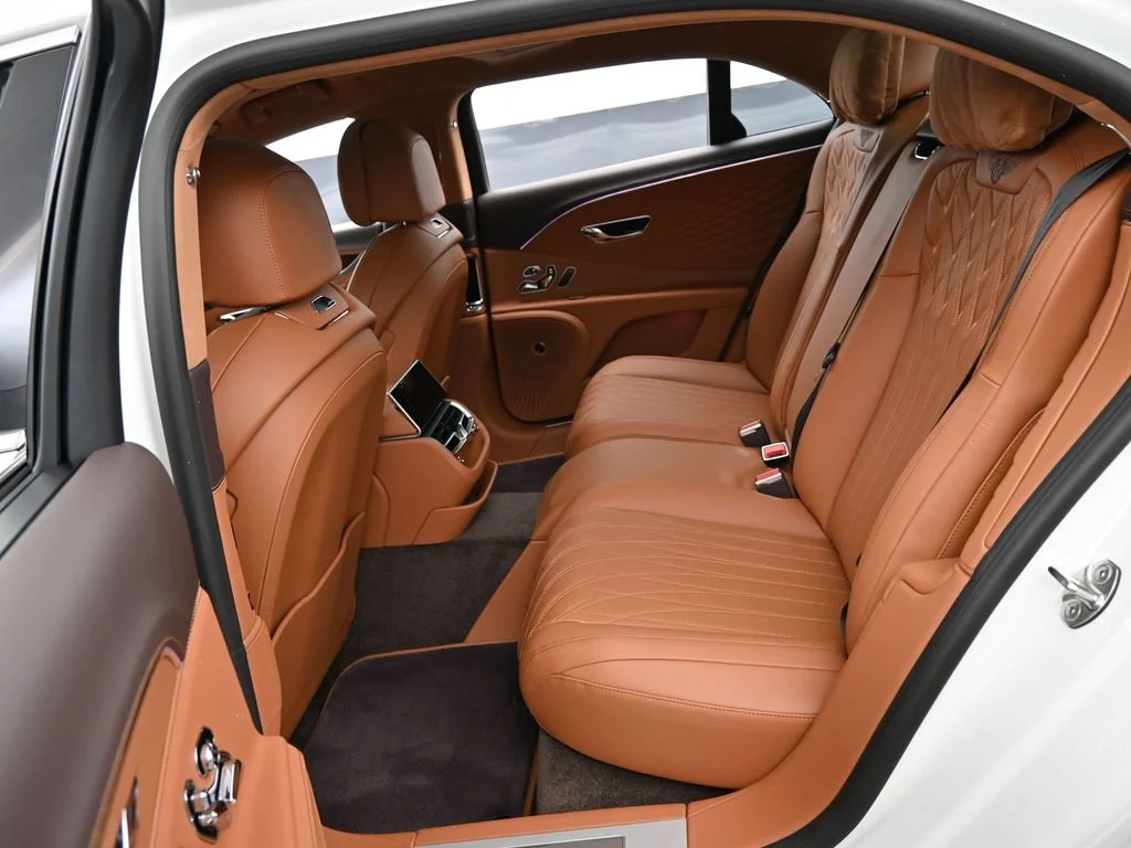 2026 Bentley Flying Spur Azure interior, seats