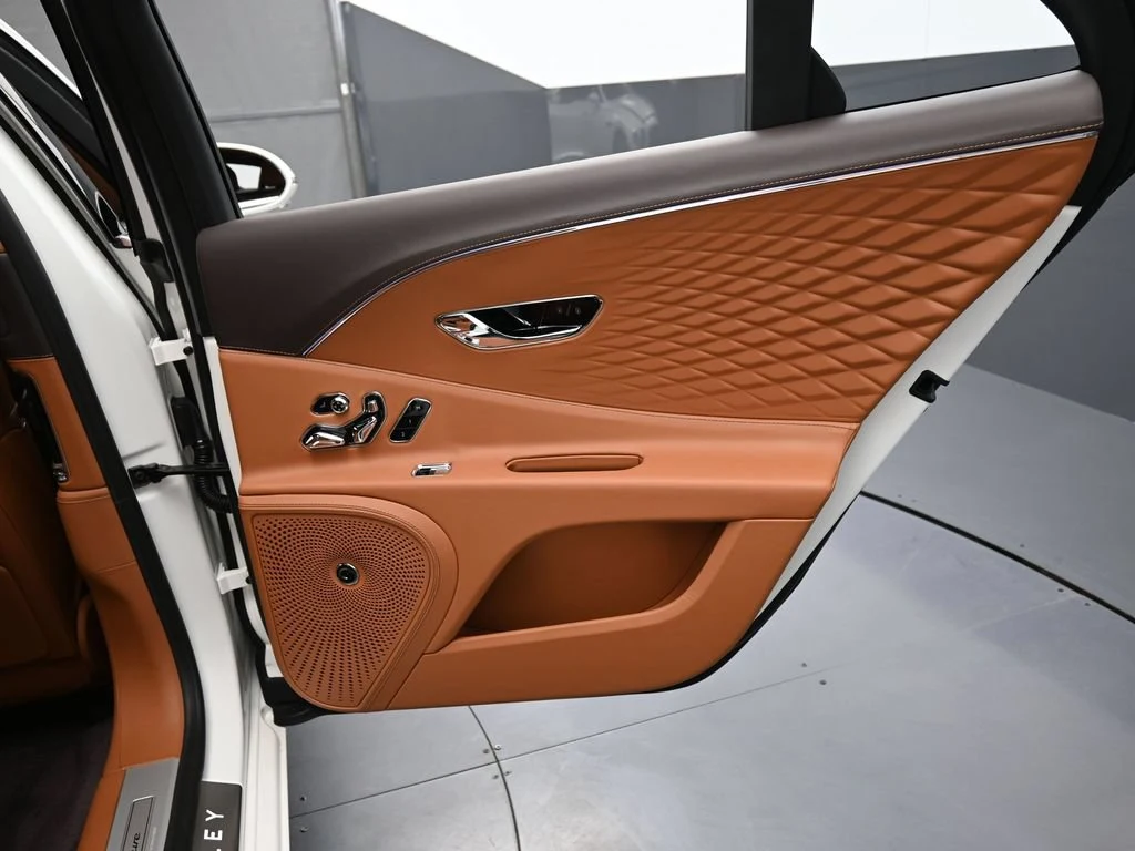 2026 Bentley Flying Spur Azure interior, door panel