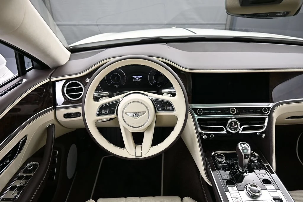 2026 Bentley Flying Spur interior, dashboard, Linen