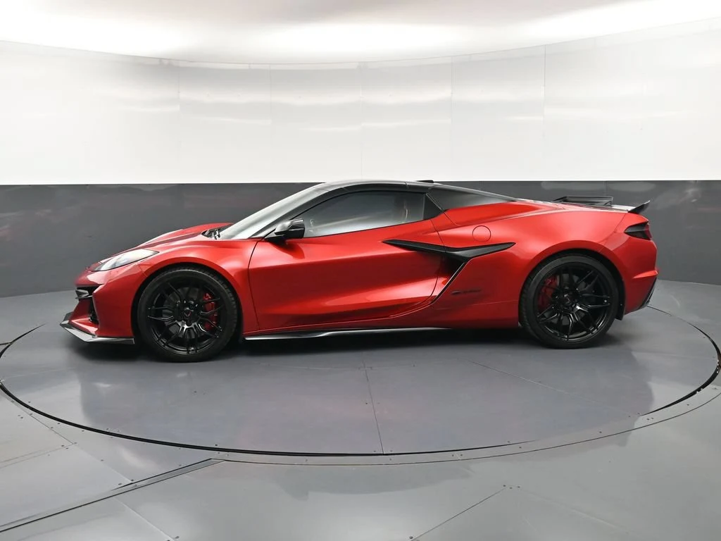 2025 Chevrolet Corvette Z06 Convertible for sale, exterior, Red