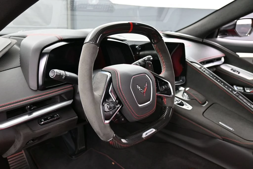 2025 Chevrolet Corvette Z06 Convertible interior, Jet Black Interior/Adrenaline Red Seats