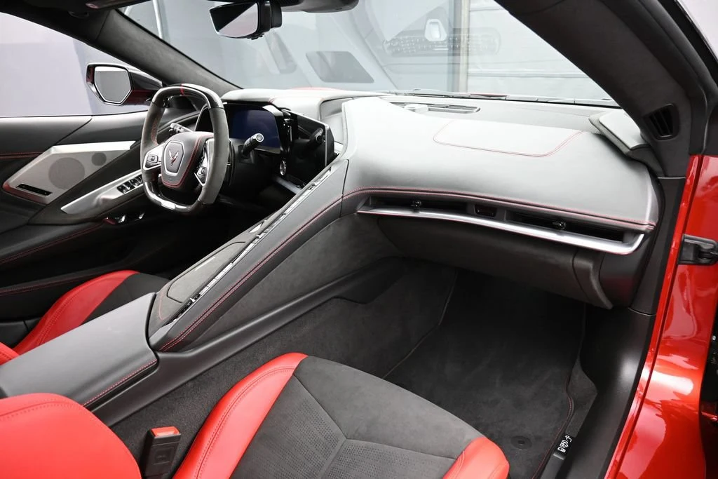 2025 Chevrolet Corvette Z06 Convertible interior, Jet Black Interior/Adrenaline Red Seats