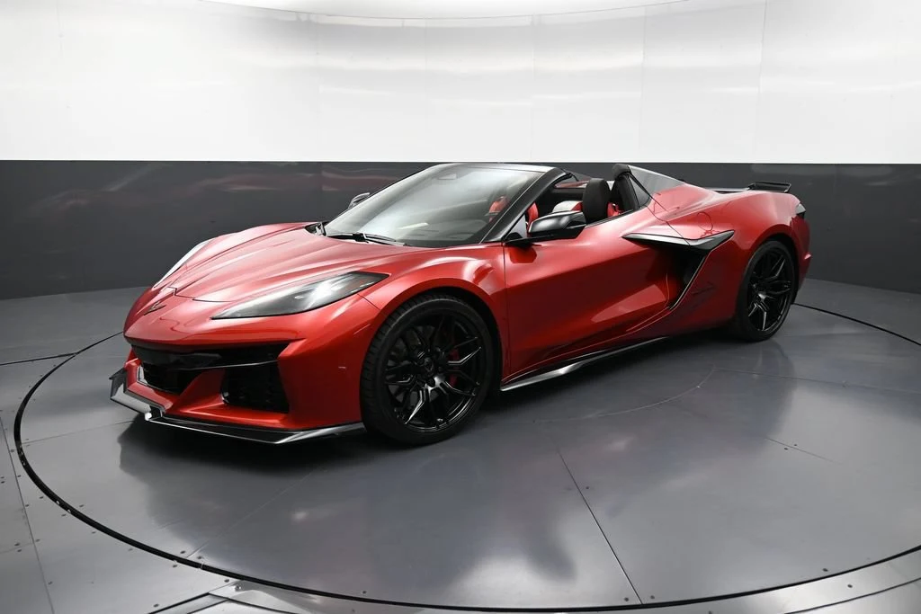 2025 Chevrolet Corvette Z06 Convertible for sale, exterior, Red