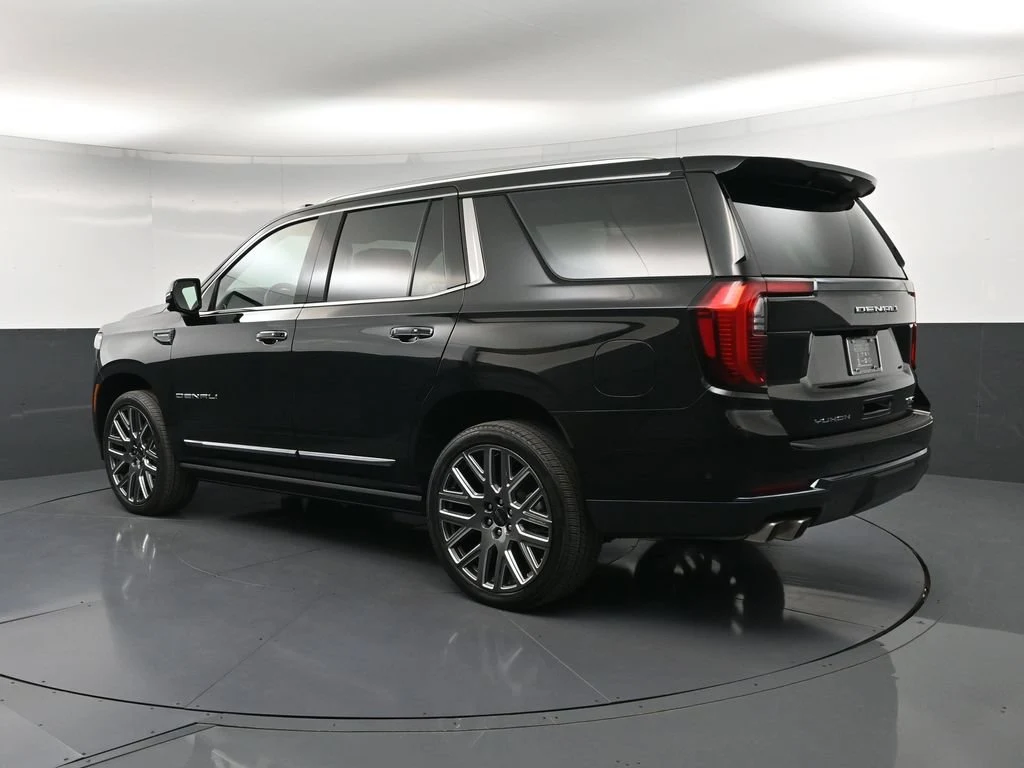 2026 GMC Yukon Denali Ultimate, rear three-quarter view, Black