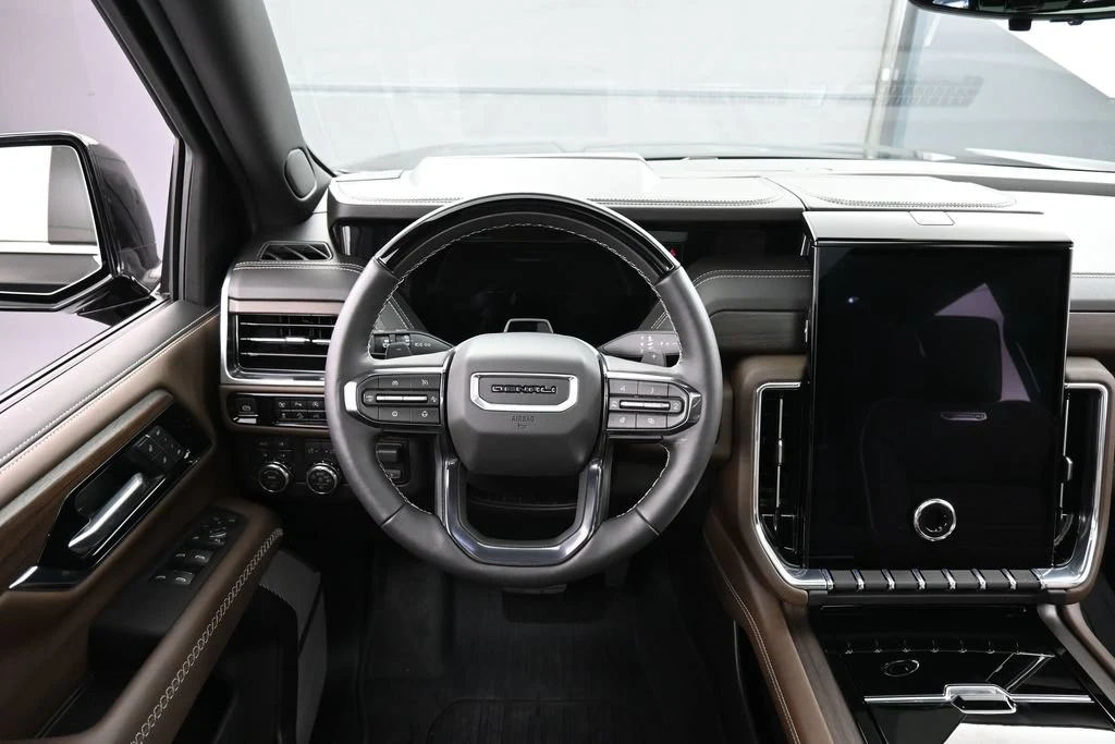 2026 GMC Yukon Denali Ultimate interior, Woodland Mahogany