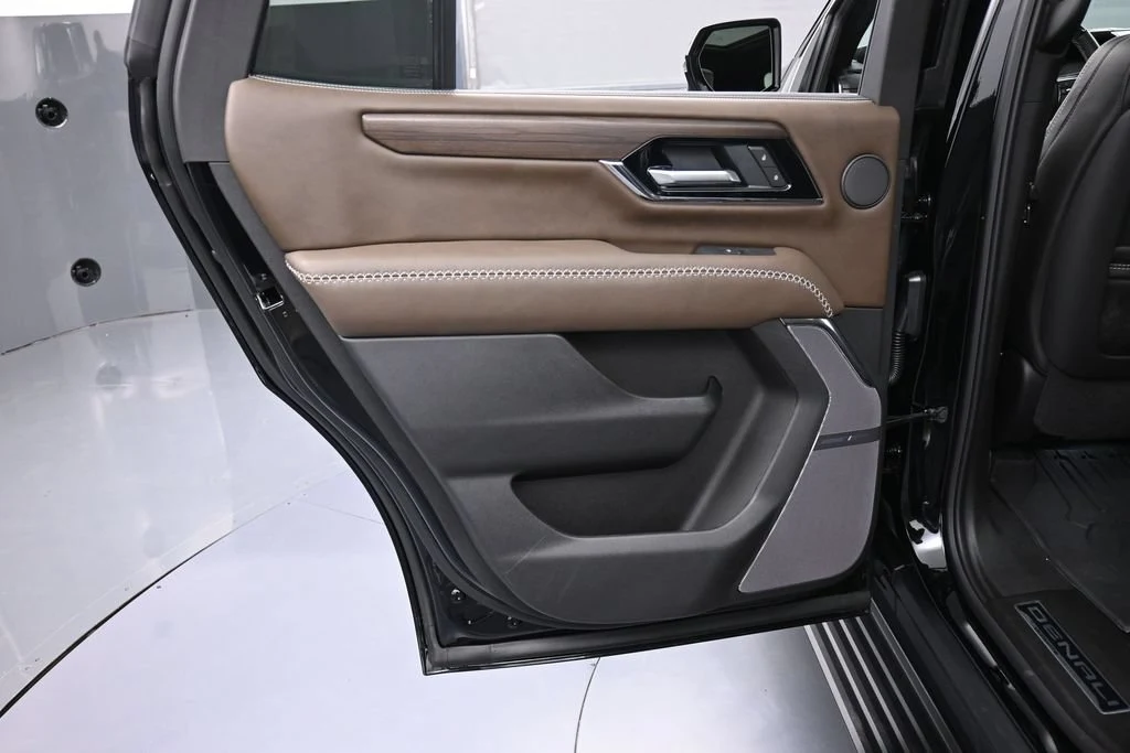 2026 GMC Yukon Denali Ultimate interior, door panel, Woodland Mahogany