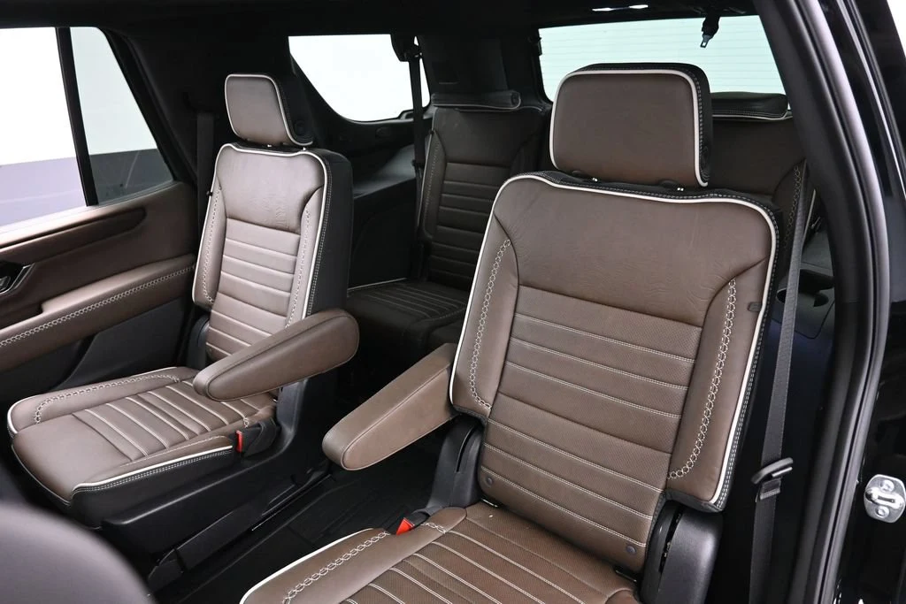 2026 GMC Yukon Denali Ultimate interior, seats, Woodland Mahogany