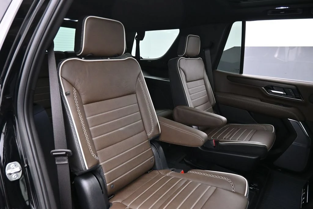 2026 GMC Yukon Denali Ultimate interior, seats, Woodland Mahogany