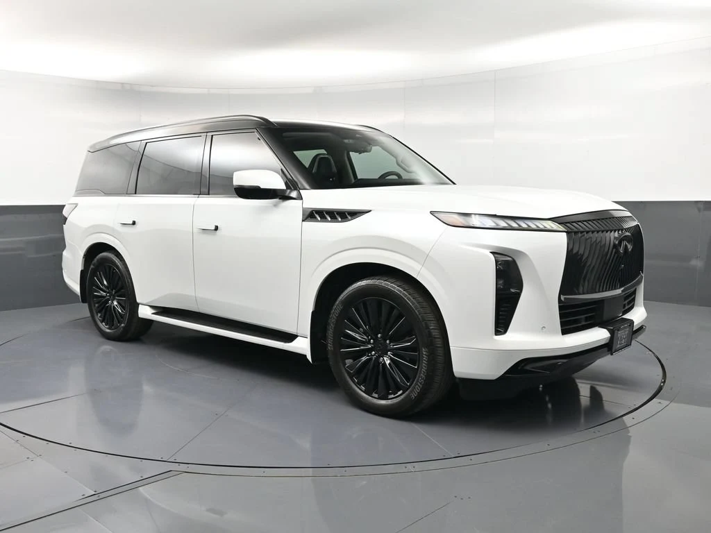 2025 Infiniti QX80 Sensory for sale, front three-quarter view, White