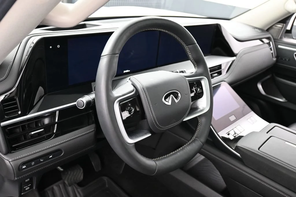 2025 Infiniti QX80 Sensory interior, Graphite