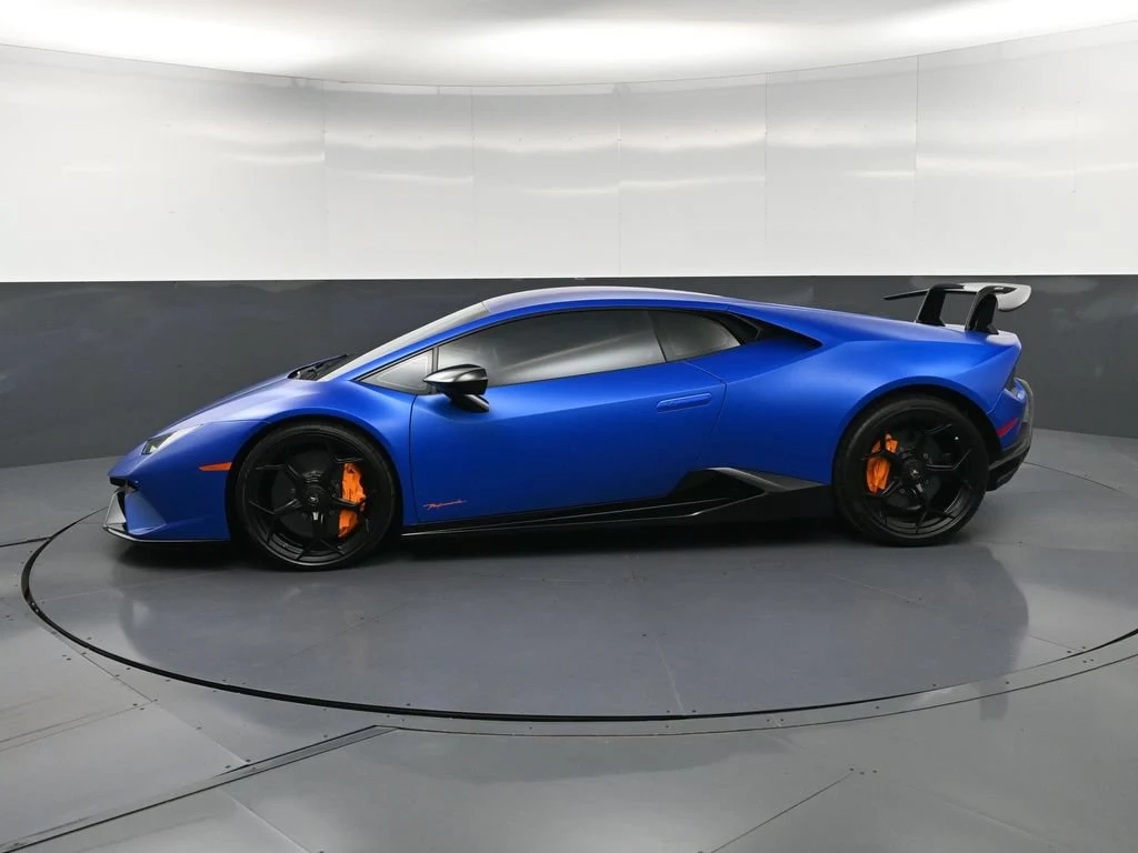 2018 Lamborghini Huracán Performante for sale, exterior, Blue