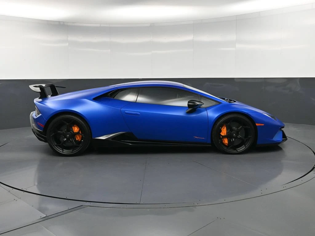 2018 Lamborghini Huracán Performante for sale, exterior, Blue