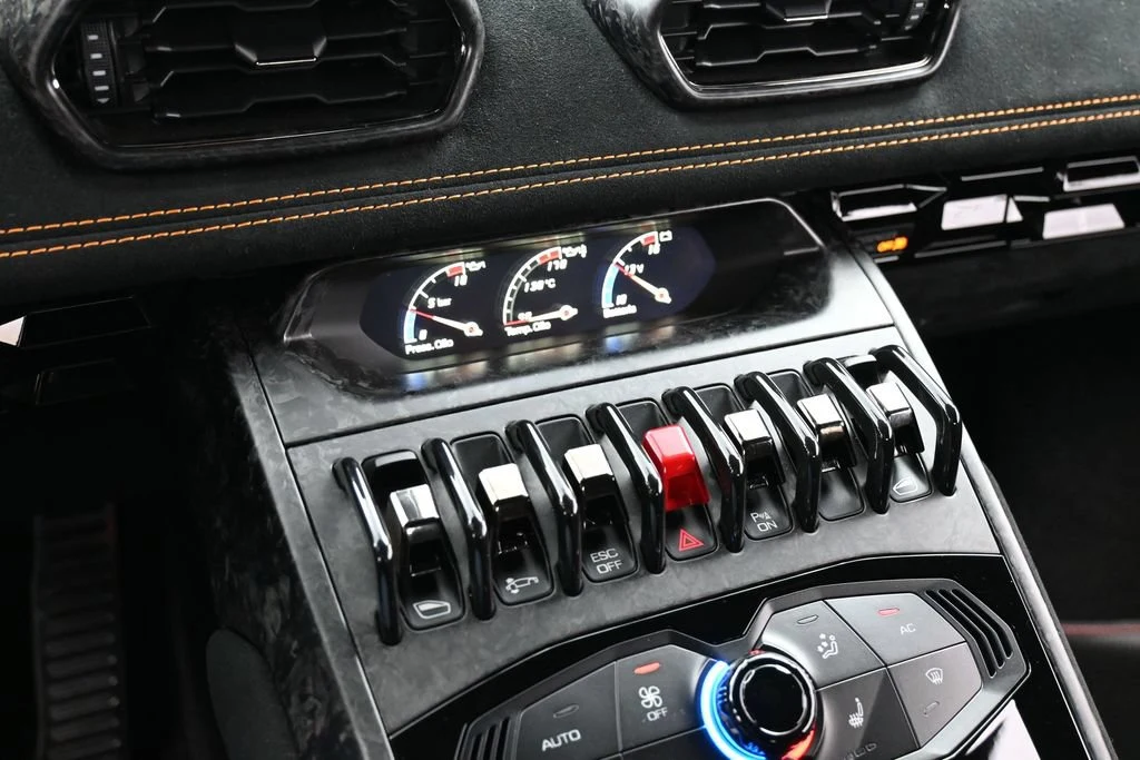 2018 Lamborghini Huracán Performante interior, Arancio Leonis/Nero Ade
