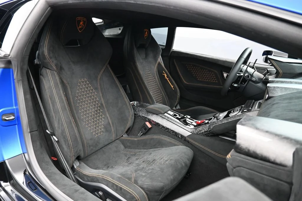 2018 Lamborghini Huracán Performante interior, Arancio Leonis/Nero Ade