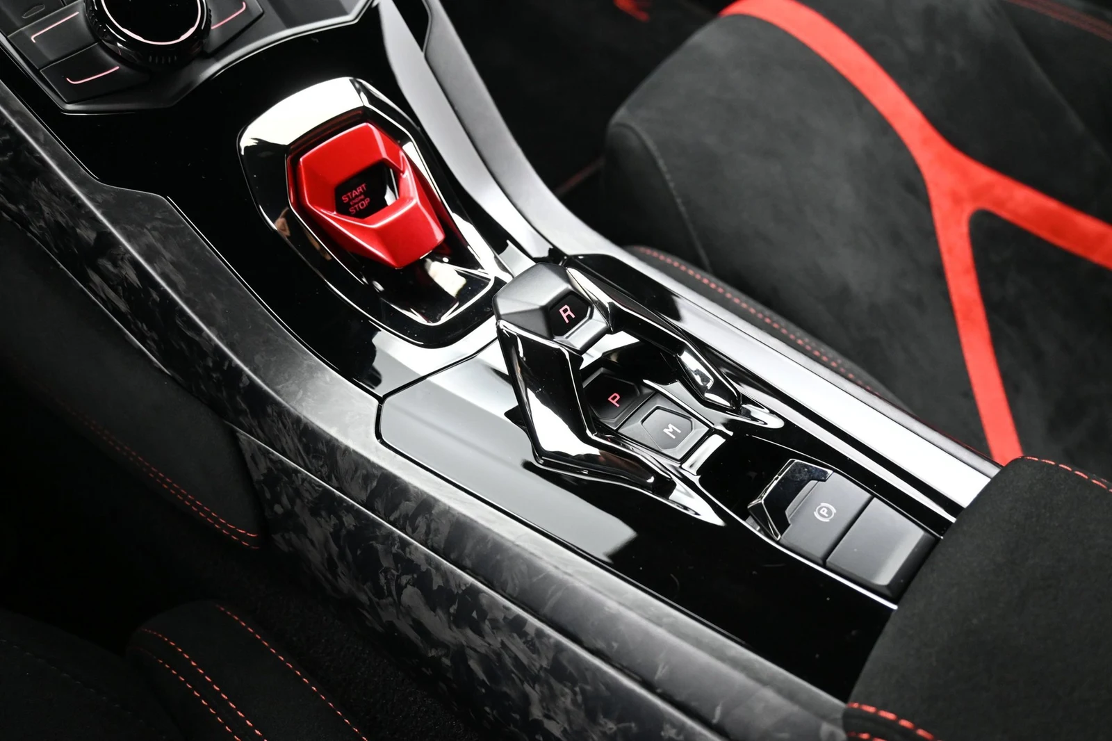 2018 Lamborghini Huracán Performante interior, center console, Nero Cosmus