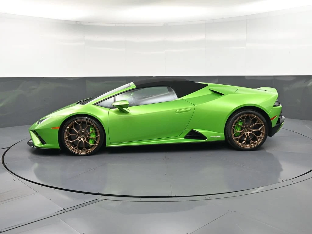 2022 Lamborghini Huracán EVO RWD Spyder for sale, exterior, Green