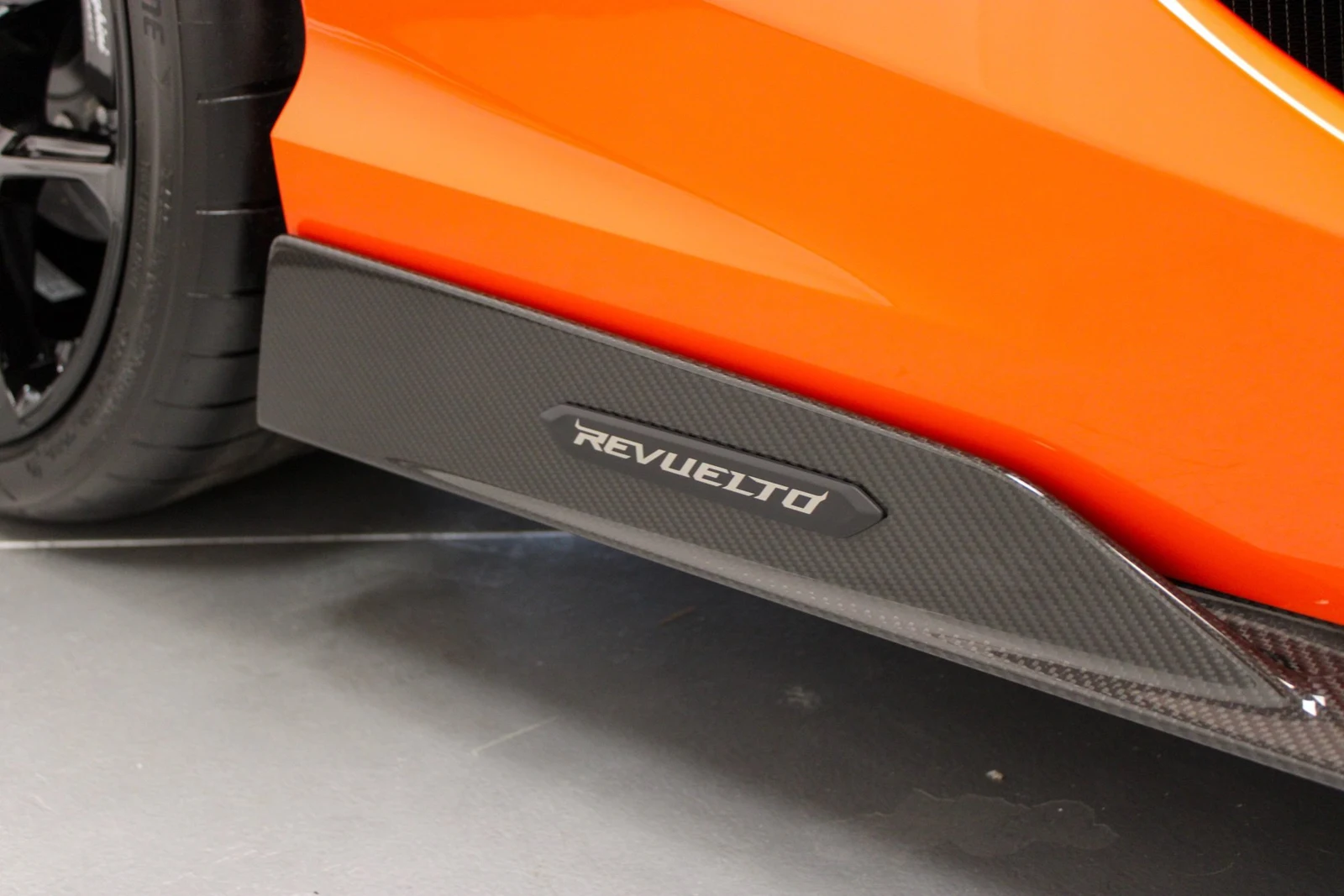 2025 Lamborghini Revuelto interior, door sill, Nero Ade
