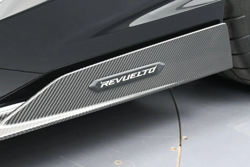 2026 Lamborghini Revuelto for sale, photo 13 of 30
