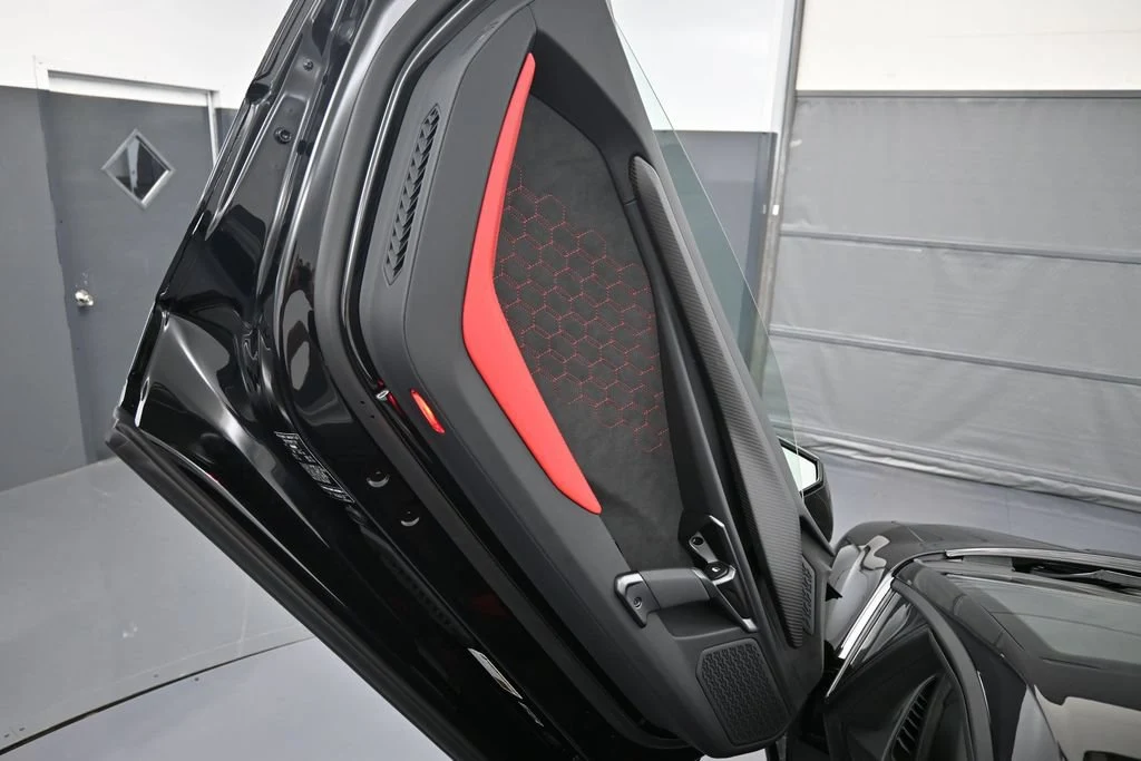 2026 Lamborghini Revuelto for sale, photo 14 of 30