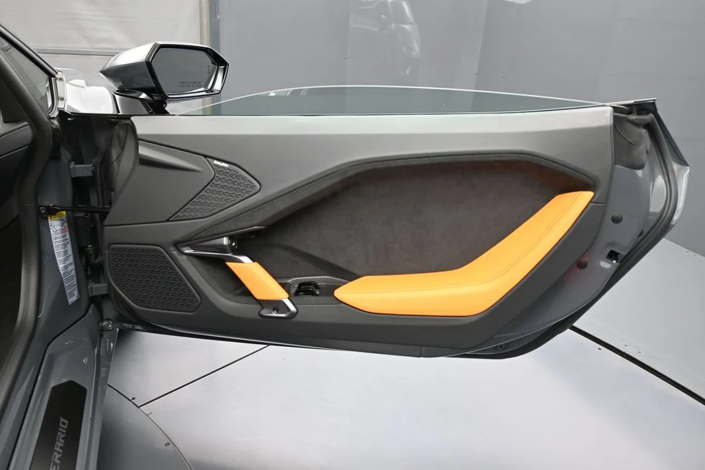 2026 Lamborghini Temerario interior, door panel