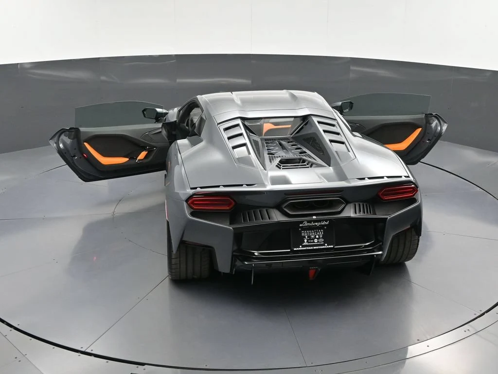 2026 Lamborghini Temerario, rear three-quarter view, Grey