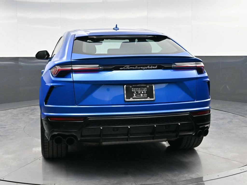 2022 Lamborghini Urus Graphite Capsule, rear three-quarter view, Blue
